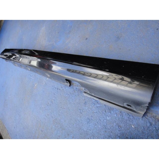 BMW 3シリーズ E46 AY20 AV25 等　純正　右 サイドステップ　サイド スカート　475/黒   [2530] |  | 02