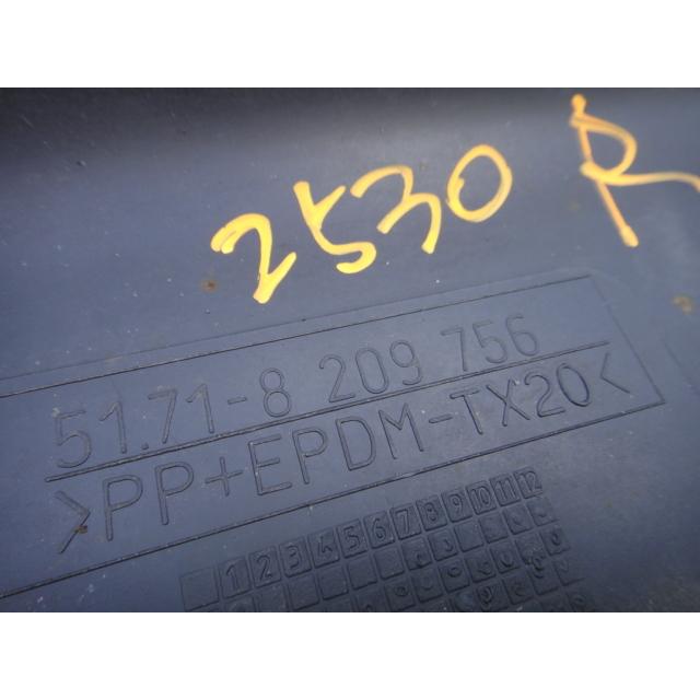 BMW 3シリーズ E46 AY20 AV25 等　純正　右 サイドステップ　サイド スカート　475/黒   [2530] |  | 05