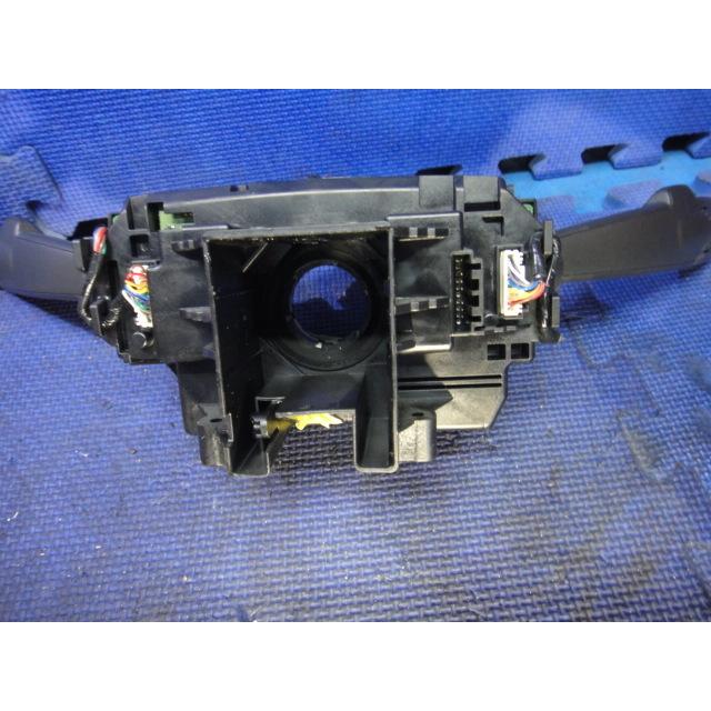 Volvo ボルボ V70 BB 系 等  スパイラル ケーブル 　コンビネーション スイッチ　品番 31313818 [2805] |  | 01