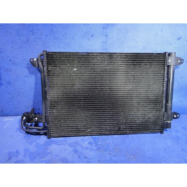 VW ゴルフ 5 1K 系 等 コンデンサー  品番  1K0820411 Q   [2839] |  | 01