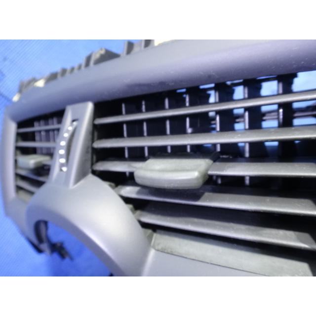 ルノー メガーヌ RS MF4R2 MF系 等 エアコン ヒーター 吹き出し口 ルーバー 中央 センター  [2928] |  | 03