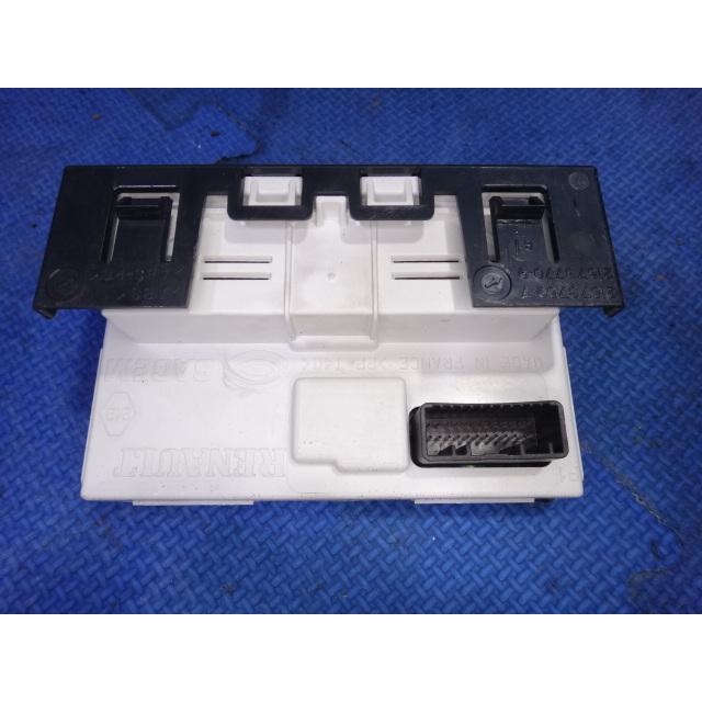 ルノー メガーヌ RS MF4R2 MF系 等 マルチファンクション ディスプレイ インフォメーション 8200350498  [2928] |  | 01