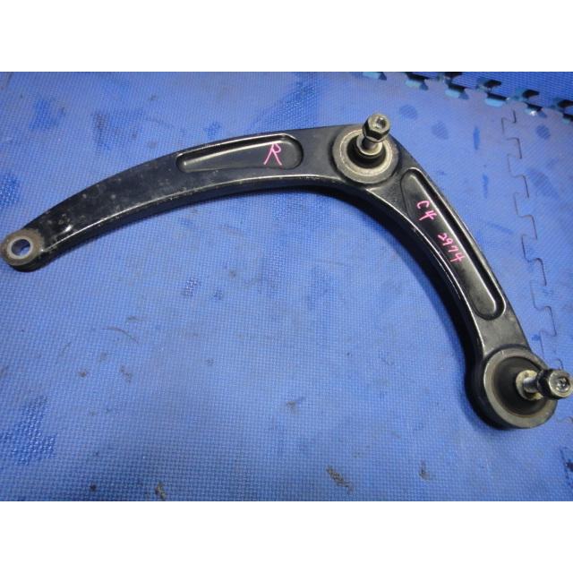 シトロエン C4 等  右 フロント ロア アーム  [2984] | 