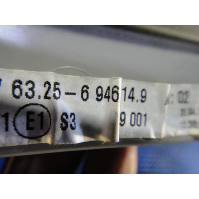 BMW E90 E91 320i 325i 等 ハイマウントランプ　ブレーキランプ　LED  [2998] |  | 01