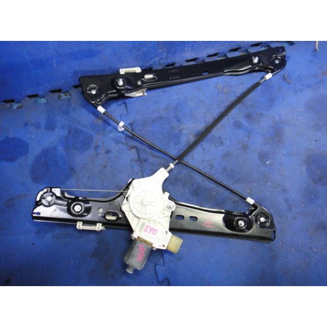 BMW E90 E91 320i 325i 等 純正 左 フロント パワーウィンドウ レギュレーター　品番 7140587  [2998] | 