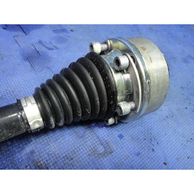 パサート ヴァリアント 3CCAX 等 左 フロント ドライブ シャフト  品番 1K0407271 LA  [3174] |  | 02