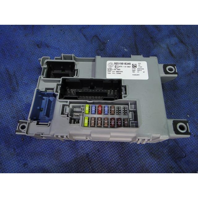フィアット アバルト 500 3121 系 ヒューズ ボックス 品番 00519818340