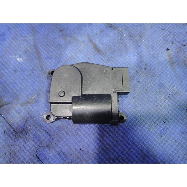 フィアット アバルト 500 3121 系 エアコン ヒーター フラップ モーター  品番 CZ1T300107  A21101000 [3235] | 