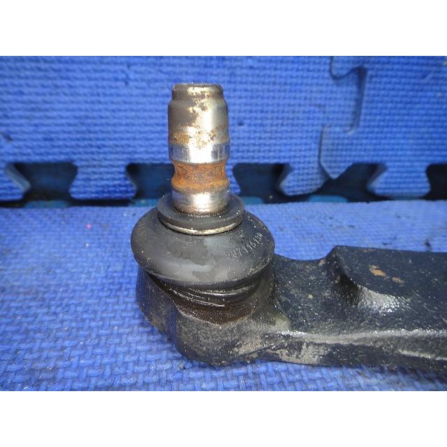 フィアット アバルト 500 3121 系 左 フロント ロア アーム  品番 50711423   [3235] |  | 02