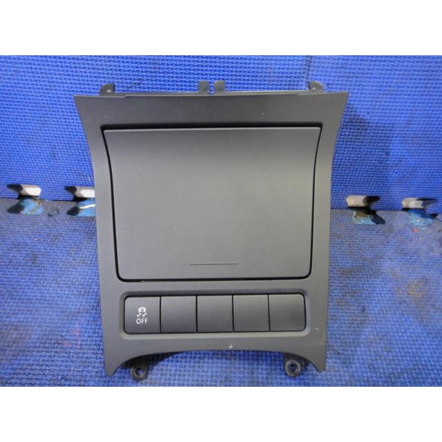 VW ゴルフ ヴァリアント 1K 系 純正　灰皿  [3307] | 