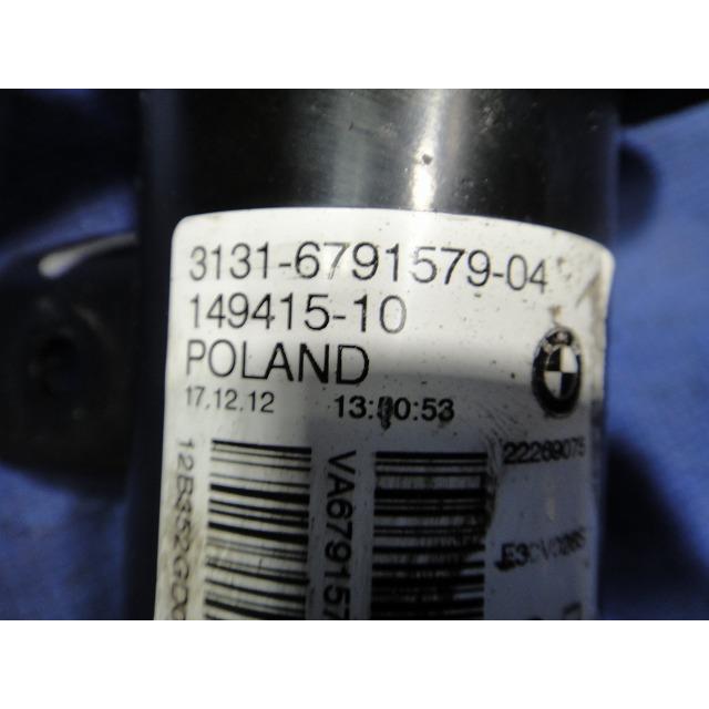 BMW 320i 320d F30 F31 等  右 フロント ショック ストラット 品番 31316791579  [3369] |  | 04