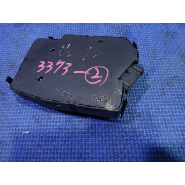 メルセデス ベンツ W210 E320 E240 等 運転席 右 シートスイッチ 品番 2108209210  (3-2) 　[3373] |  | 02