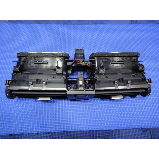 BMW 320i F30 F31 等  エアコン 吹出口 中央 左右 ルーバー  品番 9218552  [3405] |  | 01