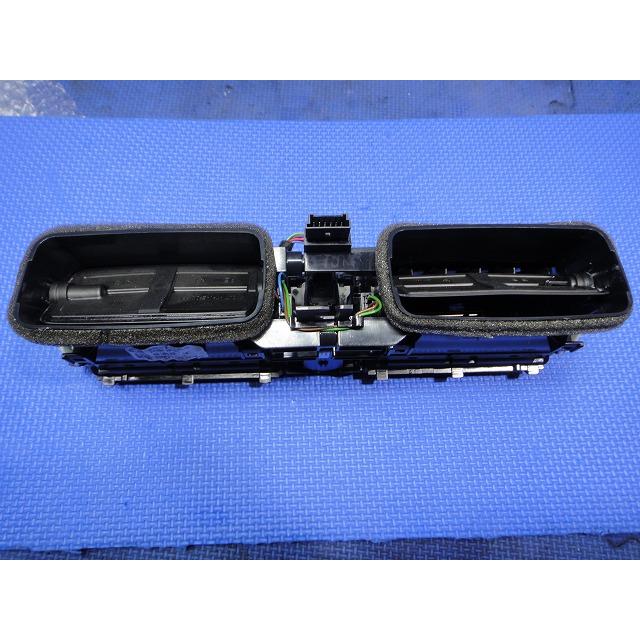 BMW 320i F30 F31 等  エアコン 吹出口 中央 左右 ルーバー  品番 9218552  [3405] |  | 02
