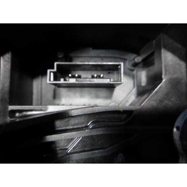 BMW 320i F30 F31 等  純正  右 フロント ドアロック アクチュエーター ソレノイド 品番 7229462 [3405] |  | 02