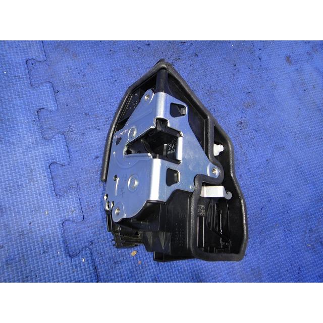 BMW 320i F30 F31 等  純正  左 フロント ドアロック アクチュエーター ソレノイド 品番 7229457 [3405] | 