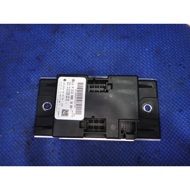 メルセデス ベンツ W212 E300 E350 等 シート ヒーター コントロール ユニット 品番 2129001800   [3406] | 