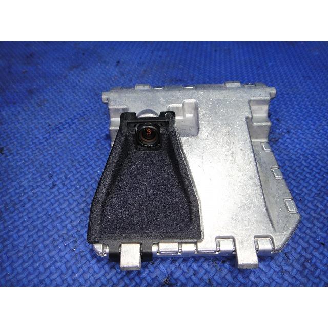 メルセデス ベンツ W212 E300 E350 等 フロント カメラ  品番 0009050538  [3406] | 