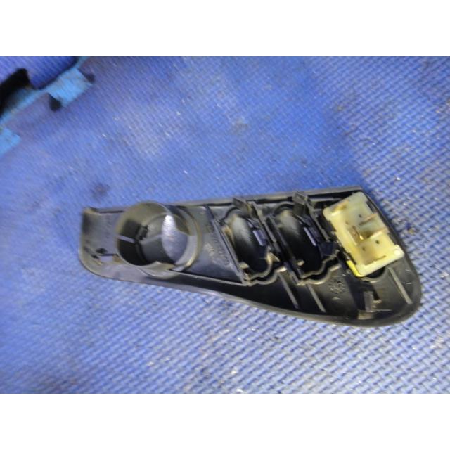 ポルシェ ボクスター 986K  センター パネル 左 側 スイッチ 付き　品番 98655223300  【3518】 |  | 01