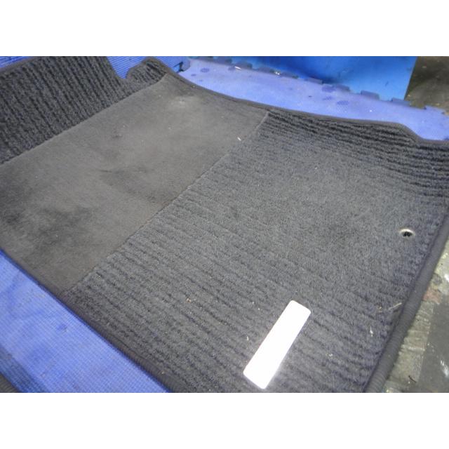 メルセデス ベンツ SLK R170 等  フロアマット 左右    [3618] |  | 01