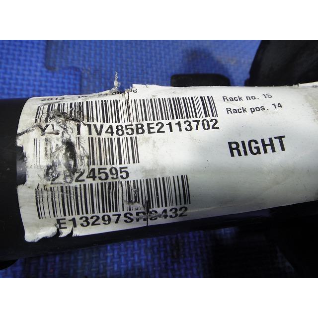 Volvo ボルボ V40 MB4164T 等 純正 右 フロント ストラット ショック サス 走行 49,920Km　 [3702] |  | 04