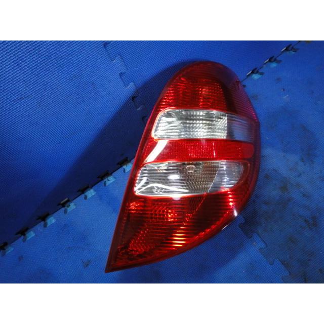 メルセデス ベンツ W169 A170 A200 等 右 テールレンズ テール ライト ランプ 品番 1698200464 [3702] | 