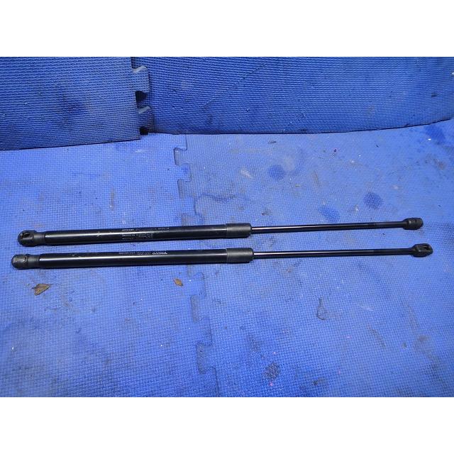 Volvo ボルボ V40 MB4164T 等 純正 リア ダンパー x2 バックドア ハッチ ゲート 品番 31395607  [3702] | 