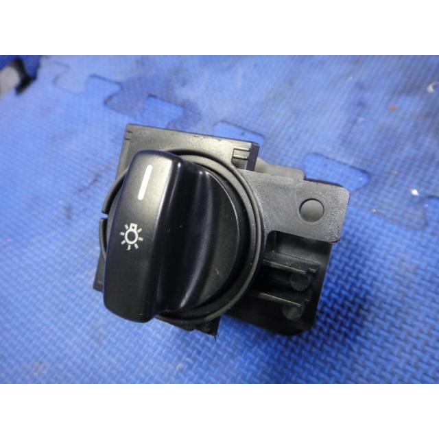 メルセデス ベンツ W169 A170 A200 等  ライトスイッチ　品番 1695451704　 [3702] | 