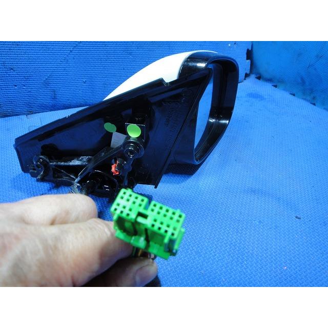 Volvo ボルボ V40 MB4164T 等  右 ドアミラー  614/アイスホワイト [3702] |  | 06