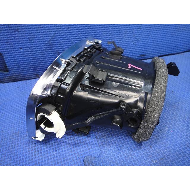 Volvo ボルボ V40 MB4164T 等 左 エアコン ルーバー 吹出口    [3702] |  | 01