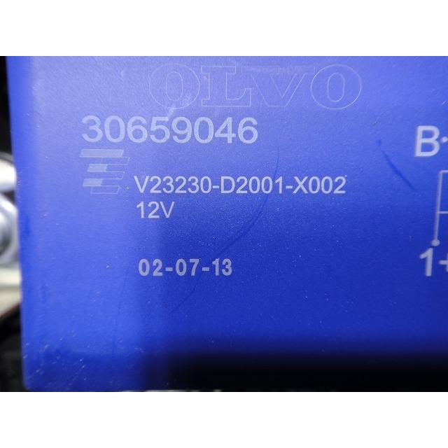 Volvo ボルボ V40 MB4164T 等 バッテリー ヒューズボックス リレー  品番 30659046   [3702] |  | 04