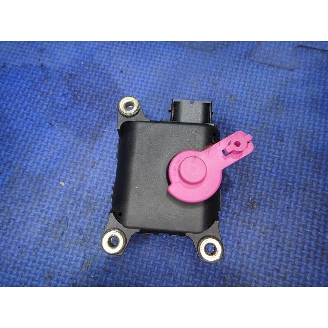 ポルシェ ボクスター 986  エアコン ヒーター フラップ モーター  品番 1J1907511C 【3834】 | 