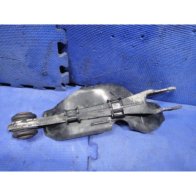 ポルシェ ボクスター 986  右 フロント コントロール アーム 左右 共通 カバー左側用  品番 99634114303 【3834】 |  | 01