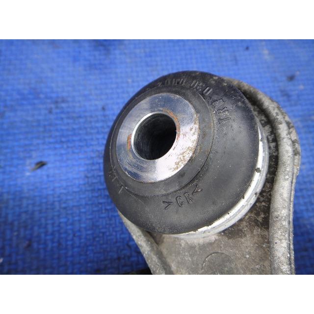 ポルシェ ボクスター 986  右 フロント コントロール アーム 左右 共通 カバー左側用  品番 99634114303 【3834】 |  | 03