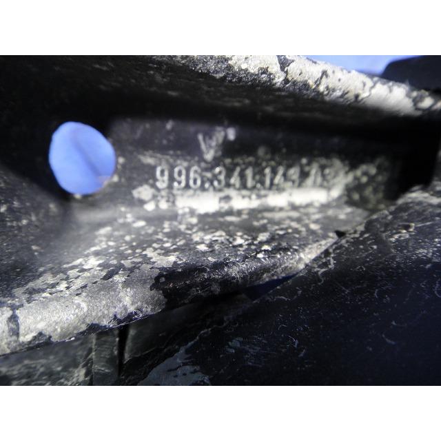 ポルシェ ボクスター 986  右 フロント コントロール アーム 左右 共通 カバー左側用  品番 99634114303 【3834】 |  | 04