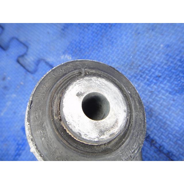 ポルシェ ボクスター 986 フロント ロア アーム (1) 前後 左右 共通 品番 99664134106【3834】 |  | 04