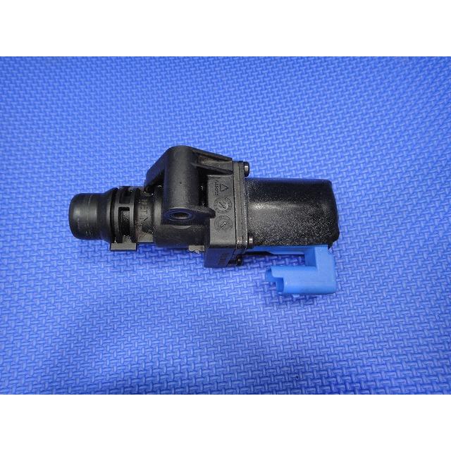 ボルボ V60 FB4164T 等 ヒーター バルブ 品番 BM5G8C605  [3915] |  | 01