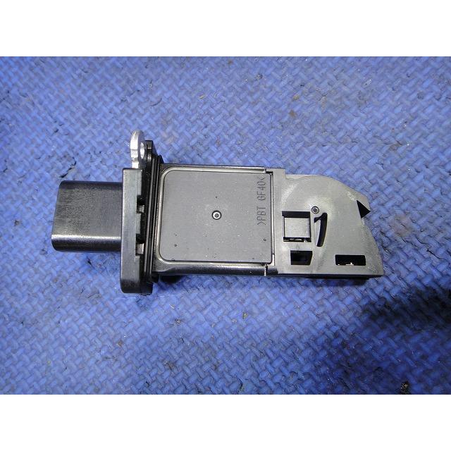 ボルボ V60 FB4164T 等 純正 エアマス センサー エアフロ  品番 8V2112B579  [3915] |  | 01