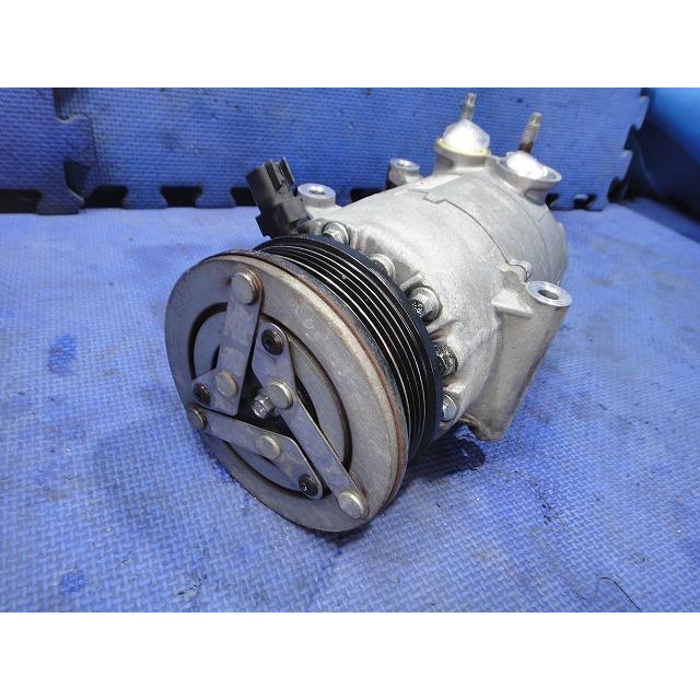 ボルボ V60 FB4164T 等 純正 A/C エアコン コンプレッサー  品番 31332616  [3915] |  | 01