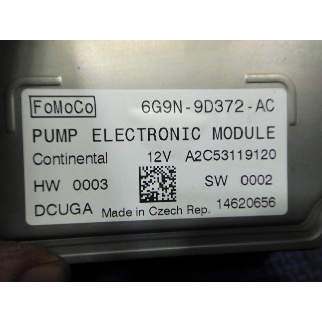 ボルボ V60 FB4164T 等 燃料 ポンプ コントロール リレー ユニット モジュール 品番 6G9N9D372  [3915] |  | 01