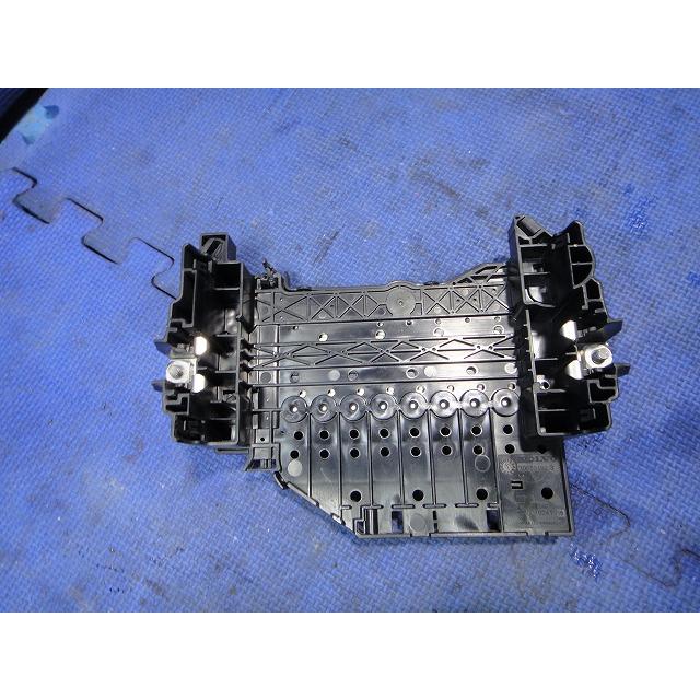 Volvo ボルボ V40 MB4164T 等  ヒューズ ボックス 品番 306519192  [4072] |  | 02
