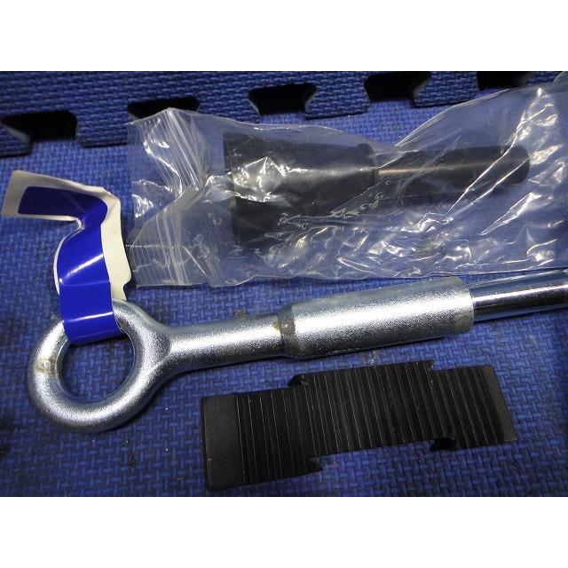 Volvo ボルボ V40 MB4164T 等 純正 ジャッキ パンク修理キット エアポンプ 三角表示板 牽引フック  [4072] |  | 03