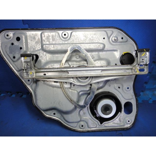 ボルボ V50 MB5244  右 リア ドア パワーウィンドウ レギュレーター　  [4076] |  | 01