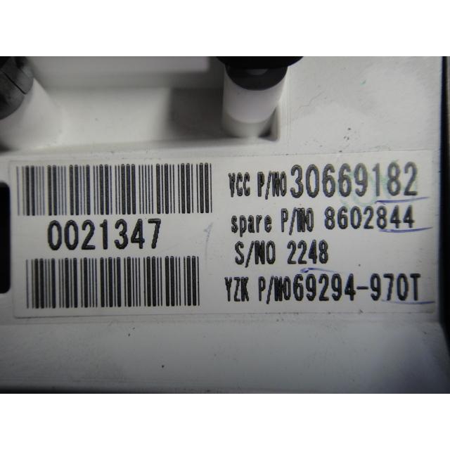 ボルボ V50 MB5244　スピード メーター パネル　30710073  [4076] |  | 01