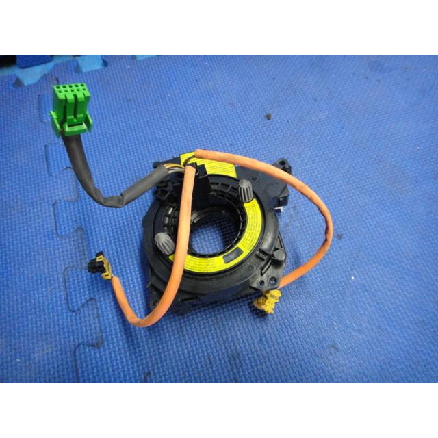 ボルボ V50 MB5244  スパイラル ケーブル  [4076] | 