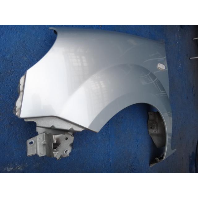 ルノー カングー KCK4M  等　左 フロント フェンダー　B64/シルバー   [4137] |  | 01