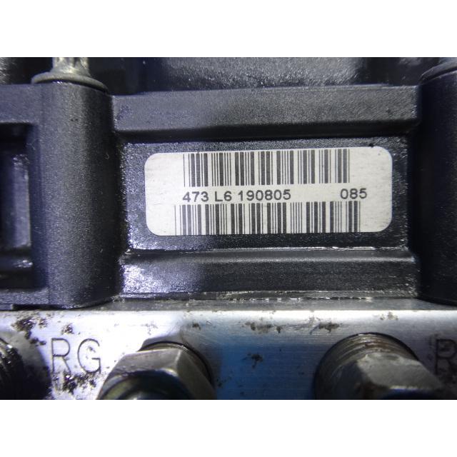 ルノー カングー KCK4M  等　ABS アクチュエーター   [4137] |  | 01