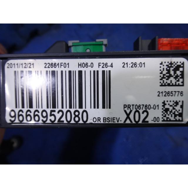 シトロエン C3 A55F01 等 ヒューズ ボックス 品番 9666952080  [4155] |  | 01