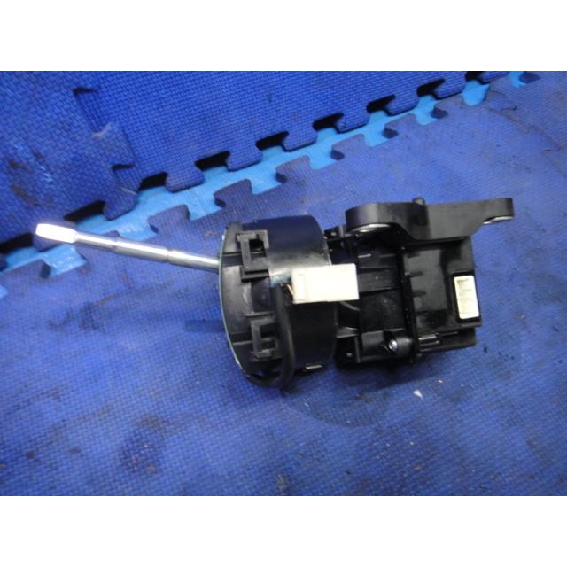 フィアット 500 169 等 A/T シフト ボックス　 品番 7354679020　　 [4160] |  | 01