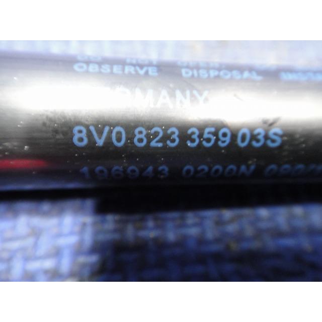 アウディ A3 8VCXSL 8V系 等 ボンネット ダンパー ショック 品番 8V082335903S  [4170] |  | 03